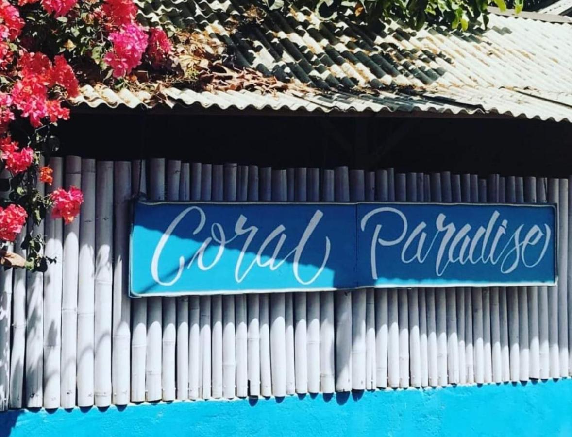 Coral Paradise Apartment Gili Trawangan Bagian luar foto